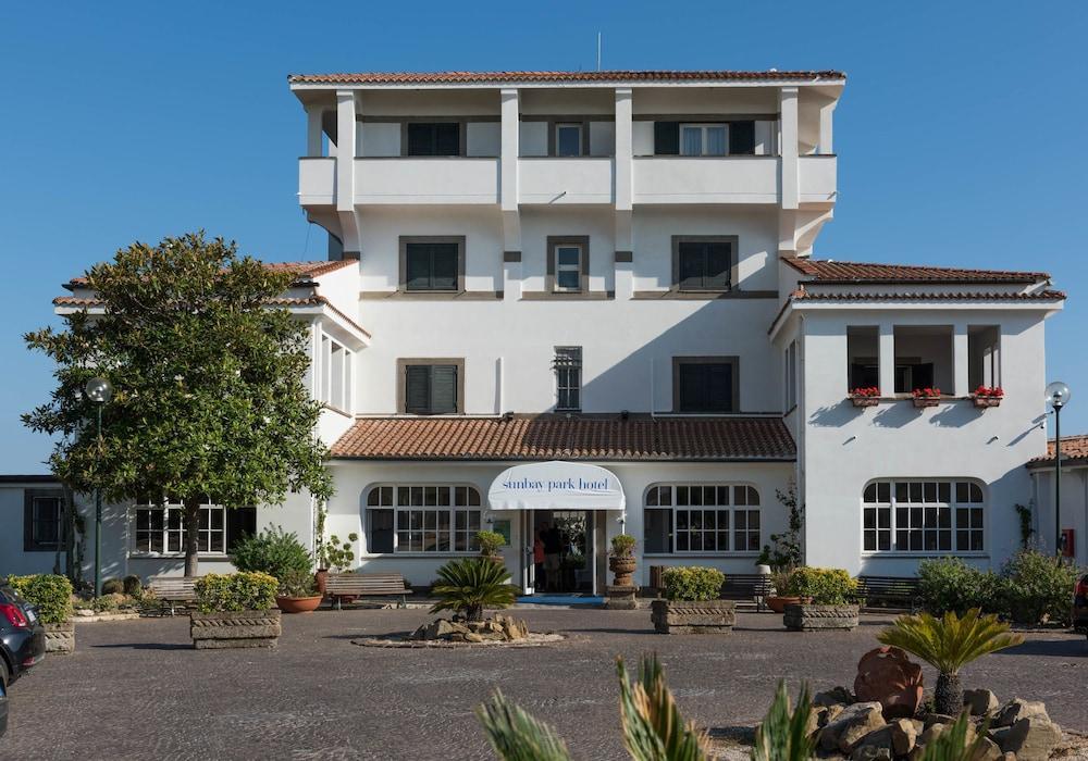 צ'יוויטווקיה Sunbay Park Hotel מראה חיצוני תמונה