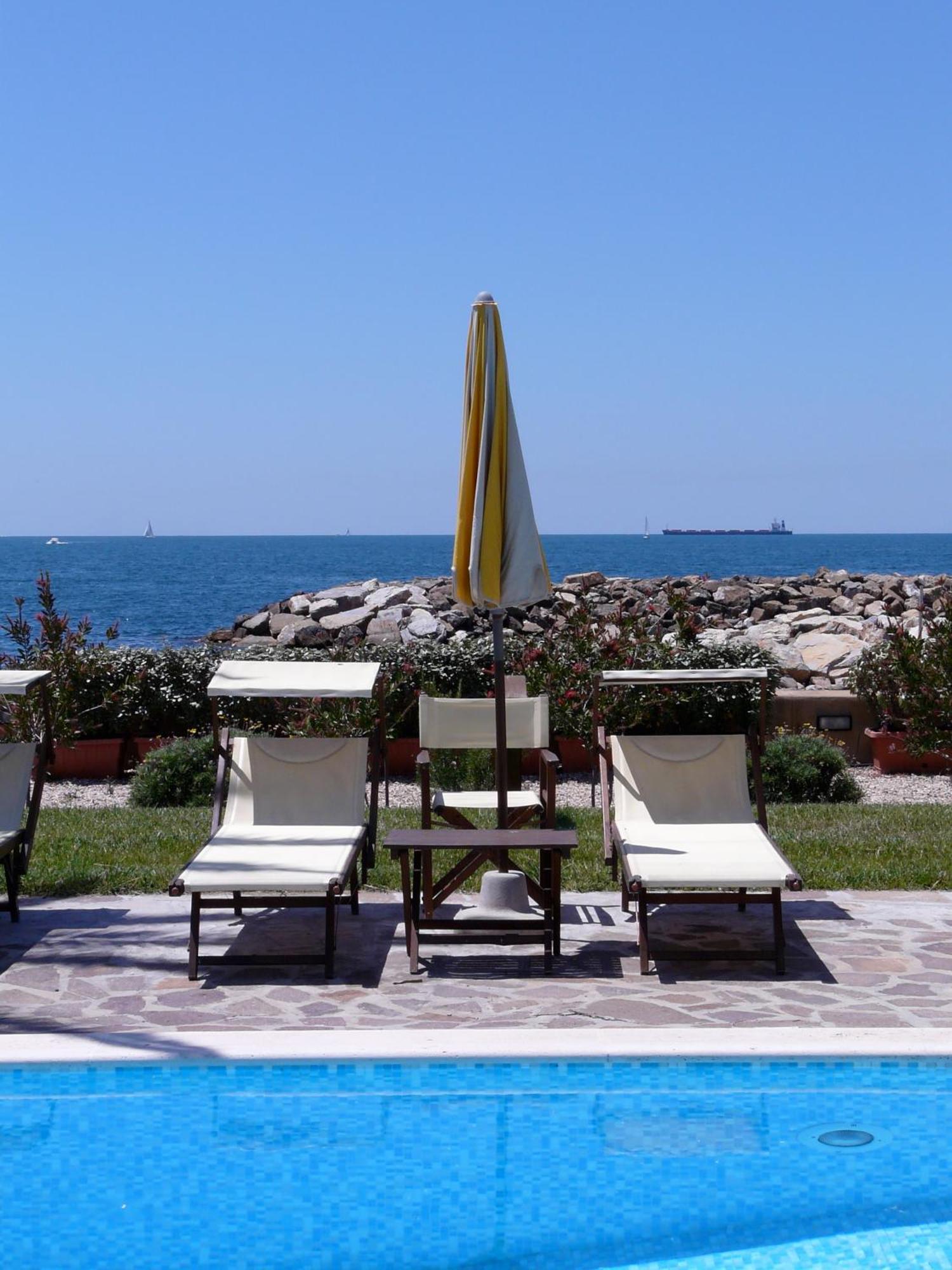 צ'יוויטווקיה Sunbay Park Hotel מראה חיצוני תמונה