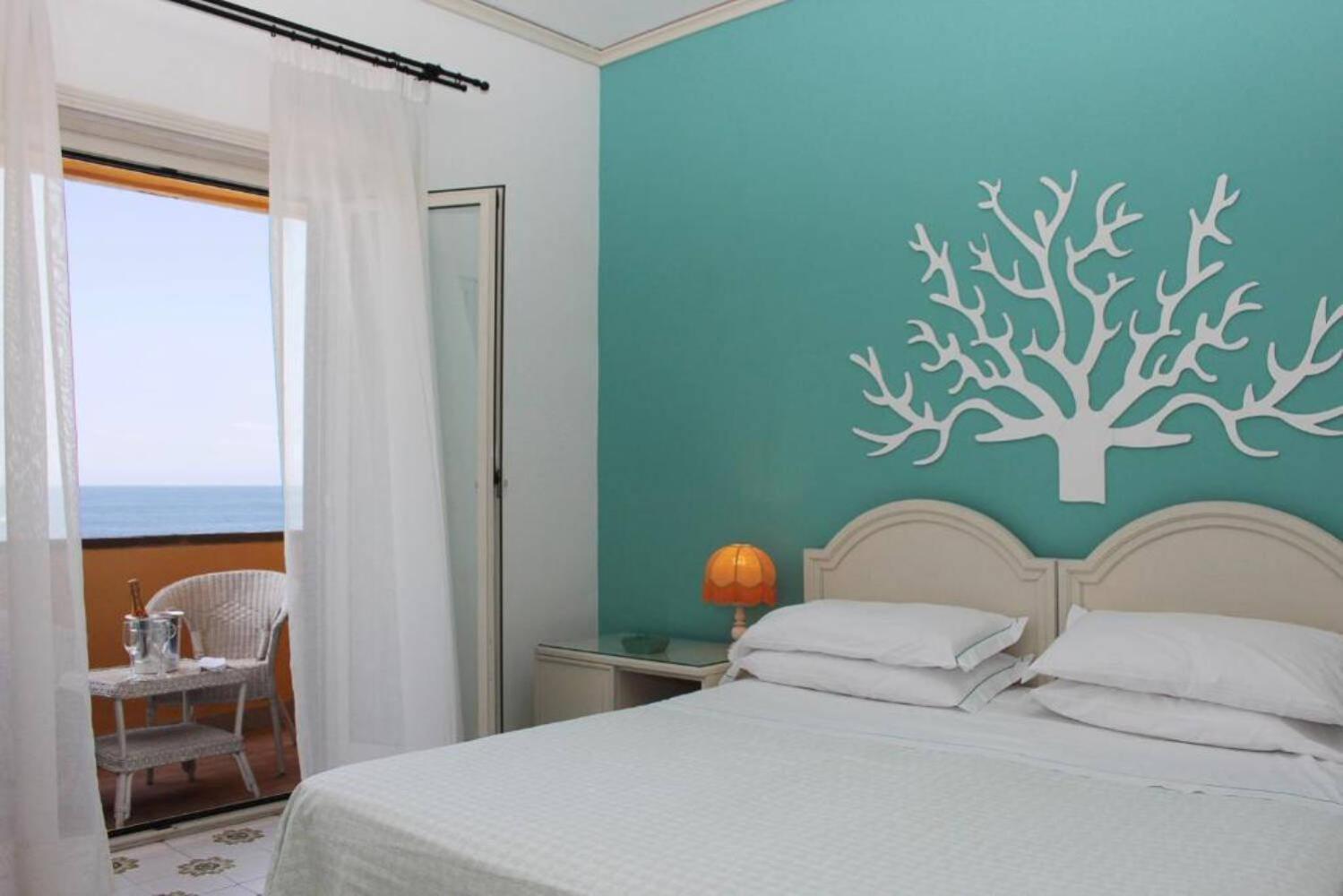 צ'יוויטווקיה Sunbay Park Hotel מראה חיצוני תמונה