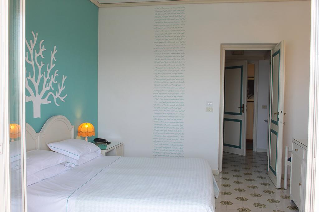 צ'יוויטווקיה Sunbay Park Hotel מראה חיצוני תמונה